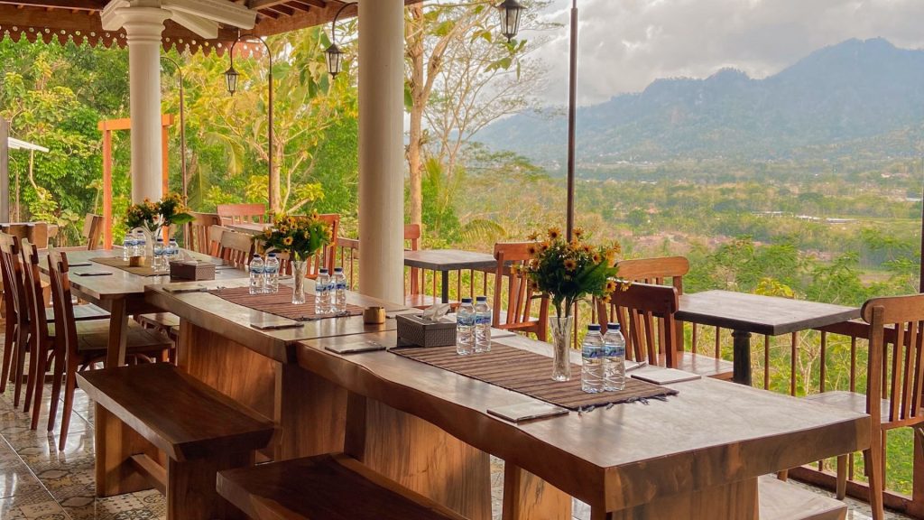 Meeting di Kedai Bukit Rhema: Inspirasi Baru dengan Pemandangan Menakjubkan 9 Meeting Kedai Bukit Rhema