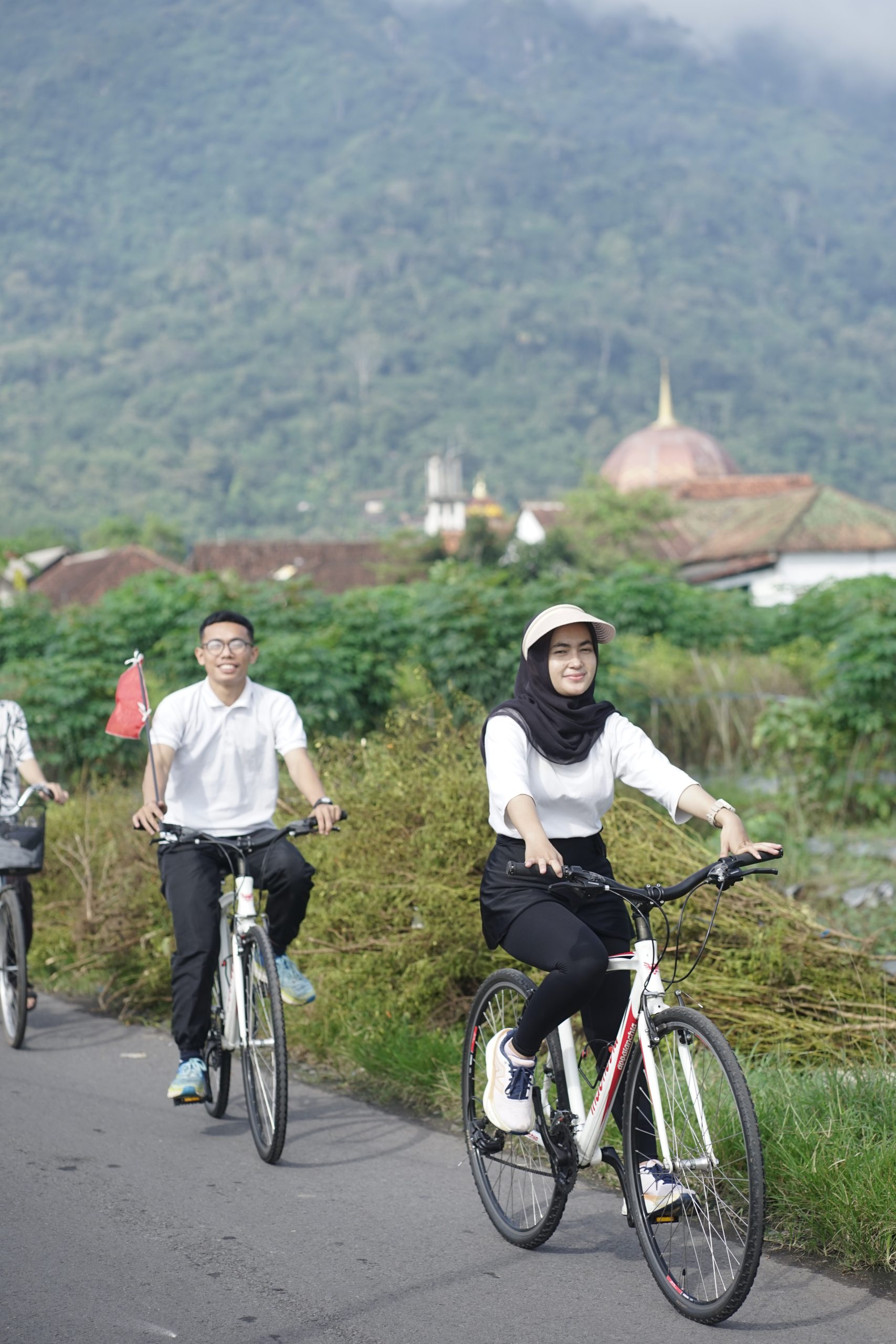 Sewa VW Safari Borobudur dari Kedai Bukit Rhema: Pengalaman Keliling Desa Wisata yang Tak Terlupakan 37 Aktivitas edukasi di desa wisata sekitar Borobudur dalam paket VW Safari Kedai Bukit Rhema