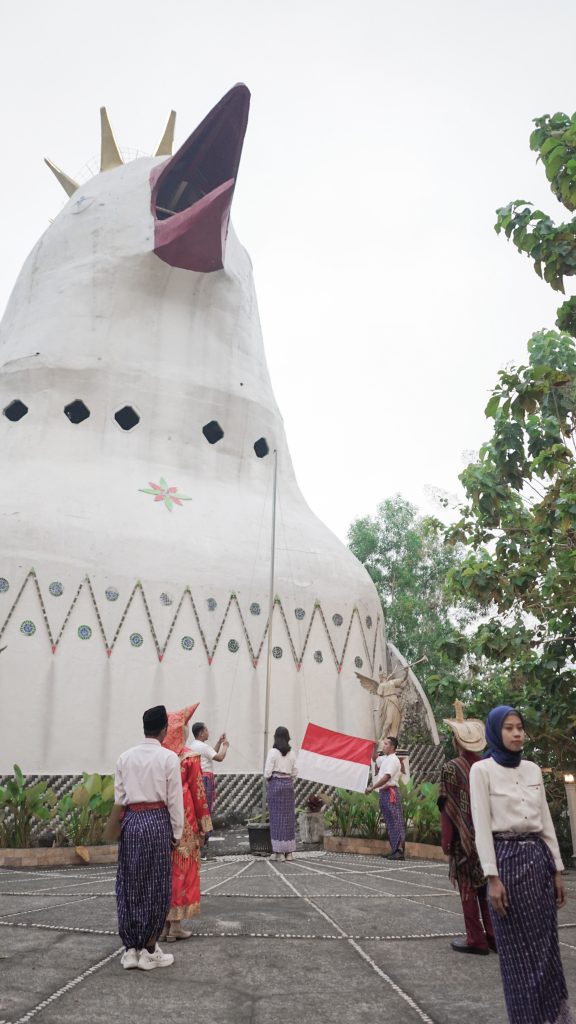 Upacara Bendera 17 Agustus di Gereja Ayam