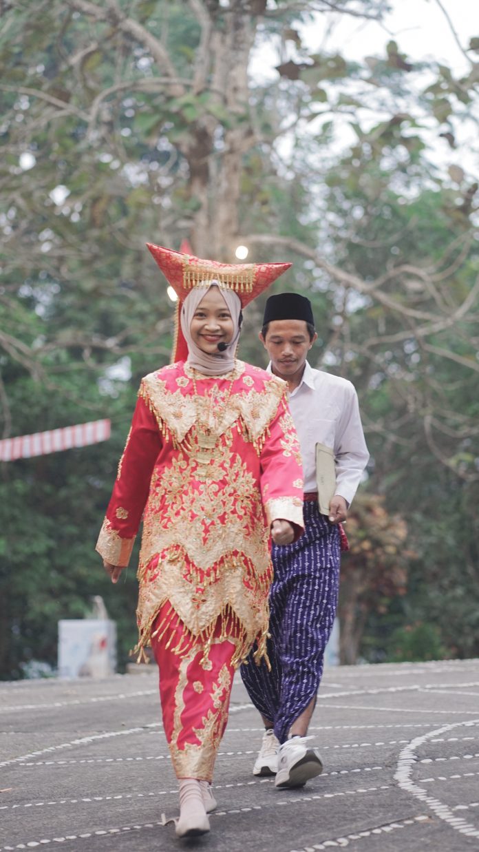 Upacara Bendera 17 Agustus 2025 Pembina Upacara di Bukit Rhema